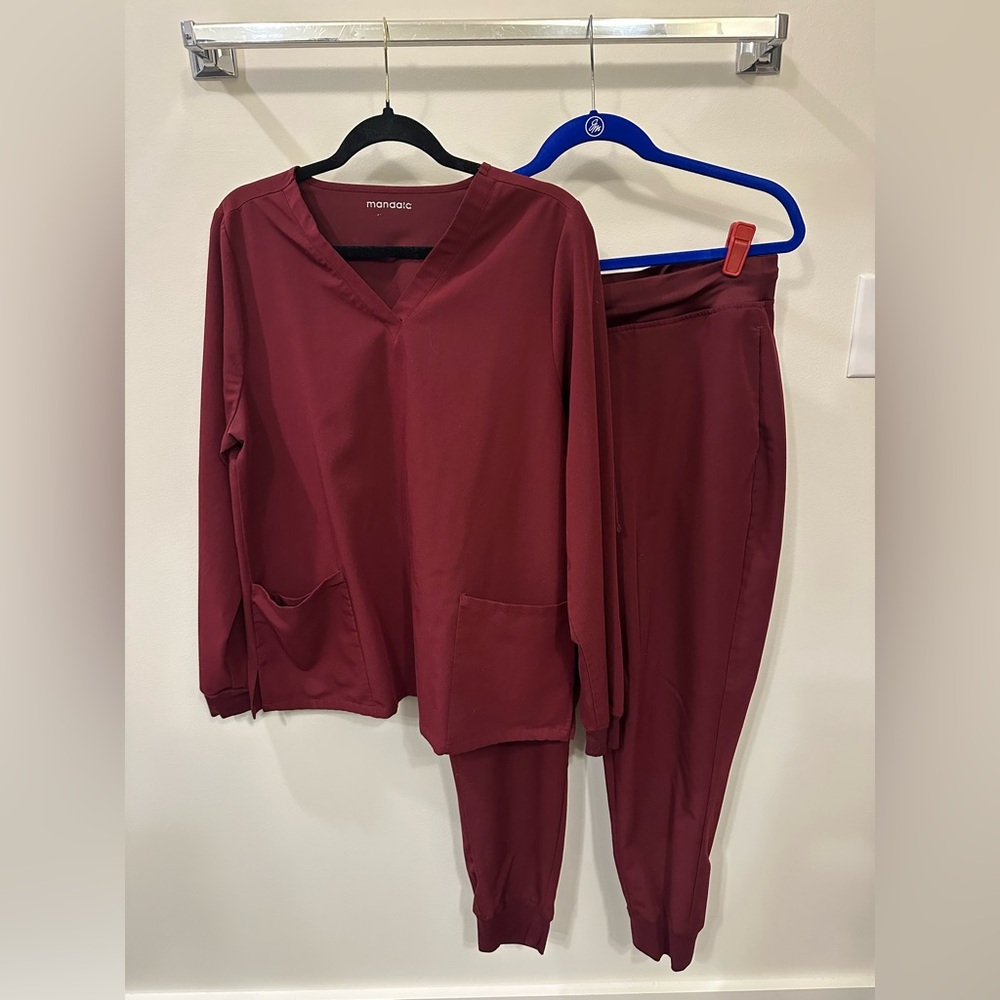 Mandala Wine Scrub Set